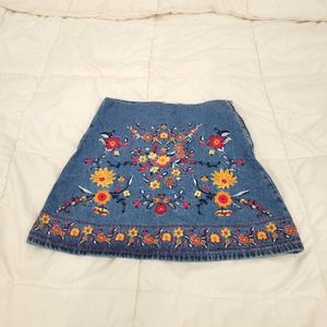EUC Francesca's Embroidered Floral Denim Skirt